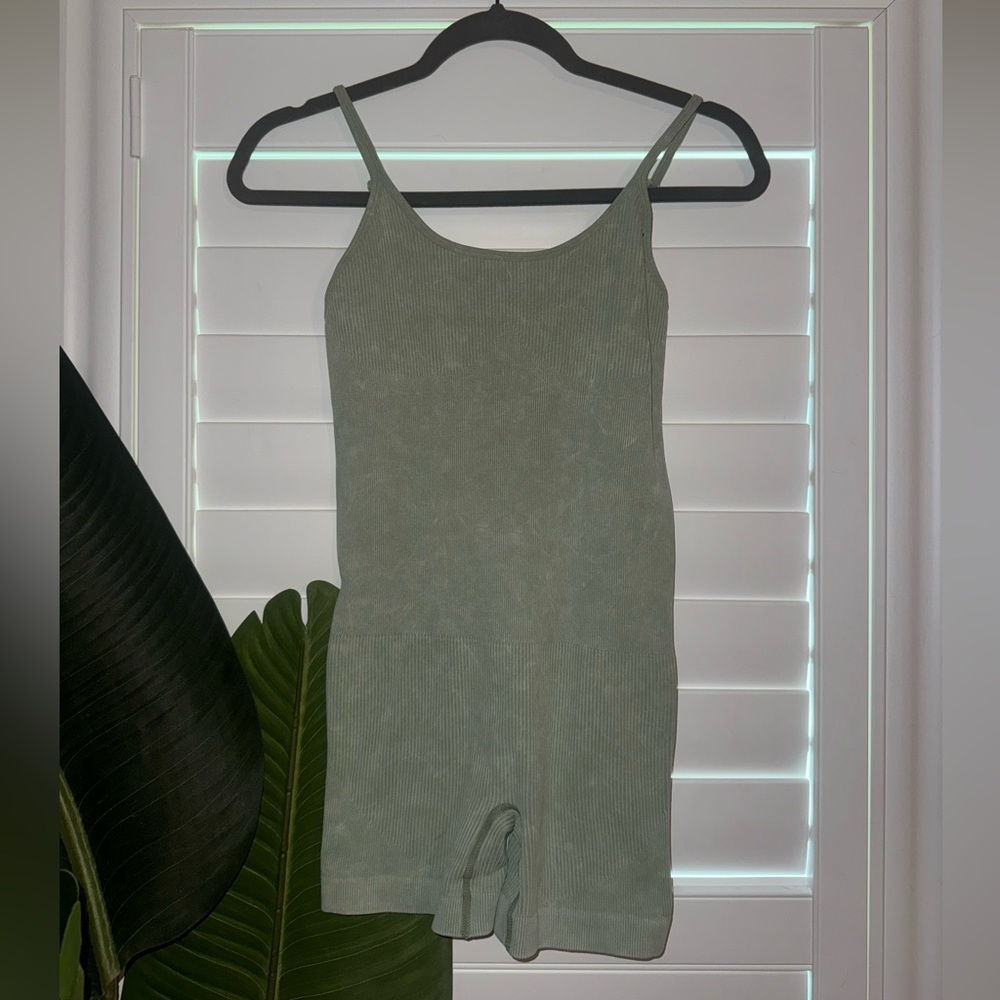 Green ribbed romper
